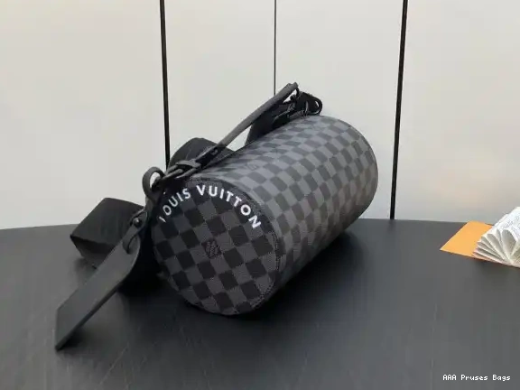 AAA Pruses Bags Soft VUITTON LOUIS Polochon PM 0630